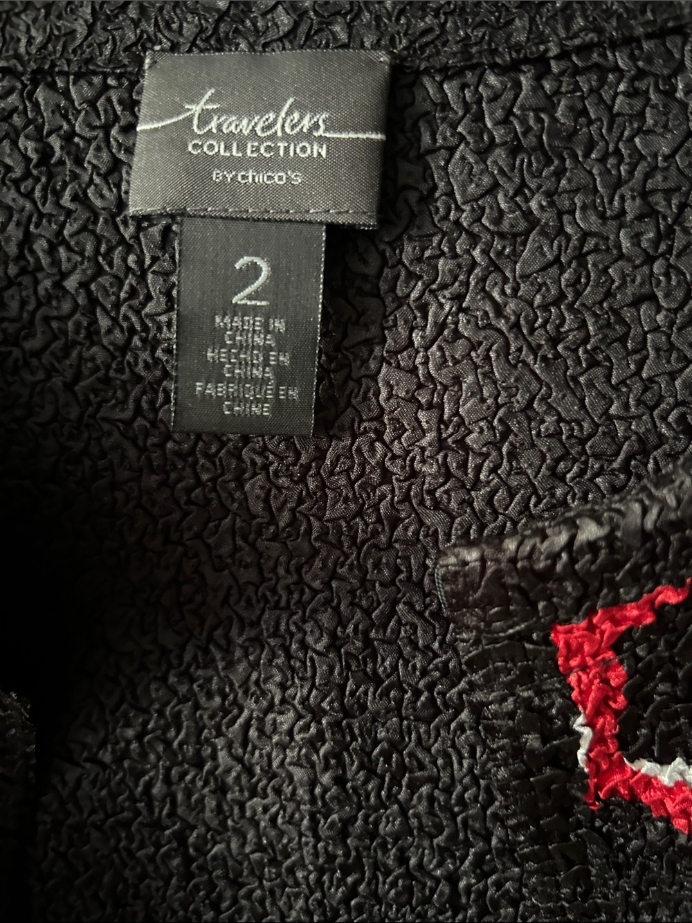 Travelers Collection by Chico’s Size 2 Black Red Textured Open Front Jacket - Picture 2 of 3